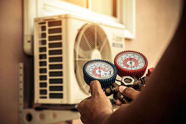 Professional Hvac technician working in Cherokee, TX